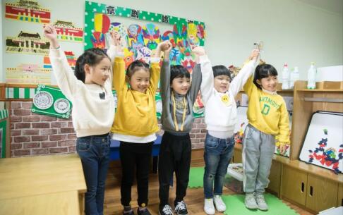 深圳i2全外教少儿英语教育,英语主题夏令营